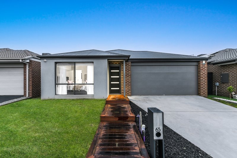 65 Moxham Drive, Clyde North VIC 3978