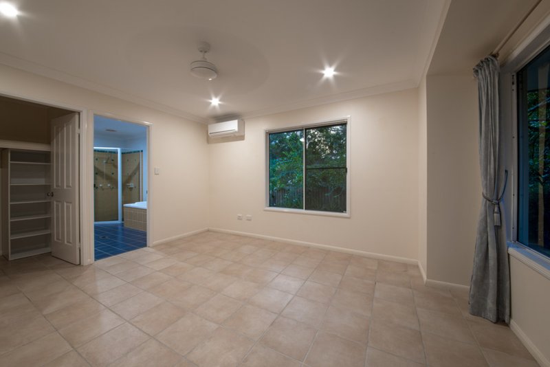 Photo - 65 Namanula Drive, Flametree QLD 4802 - Image 10