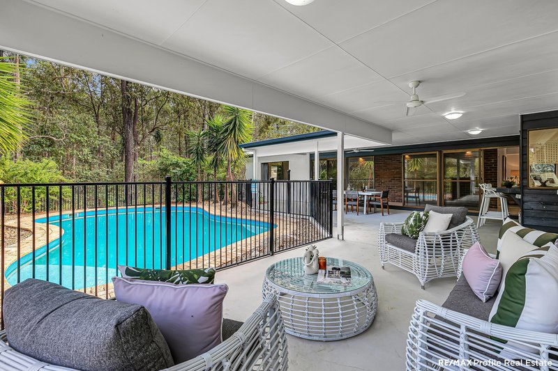 65 Nankoor Street, Chapel Hill QLD 4069