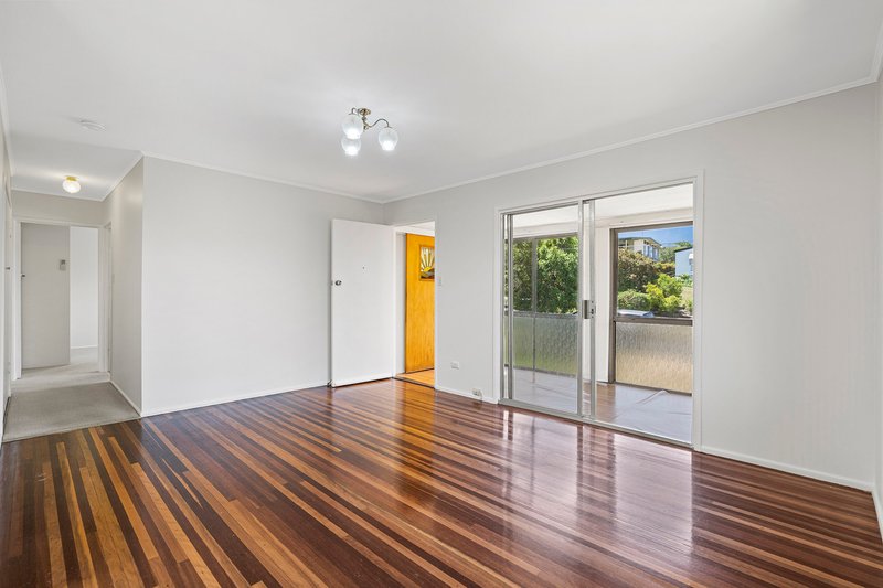 Photo - 65 Narellan Street, Arana Hills QLD 4054 - Image 3