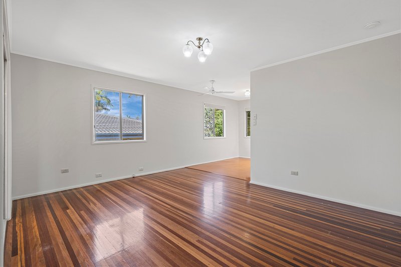 Photo - 65 Narellan Street, Arana Hills QLD 4054 - Image 4