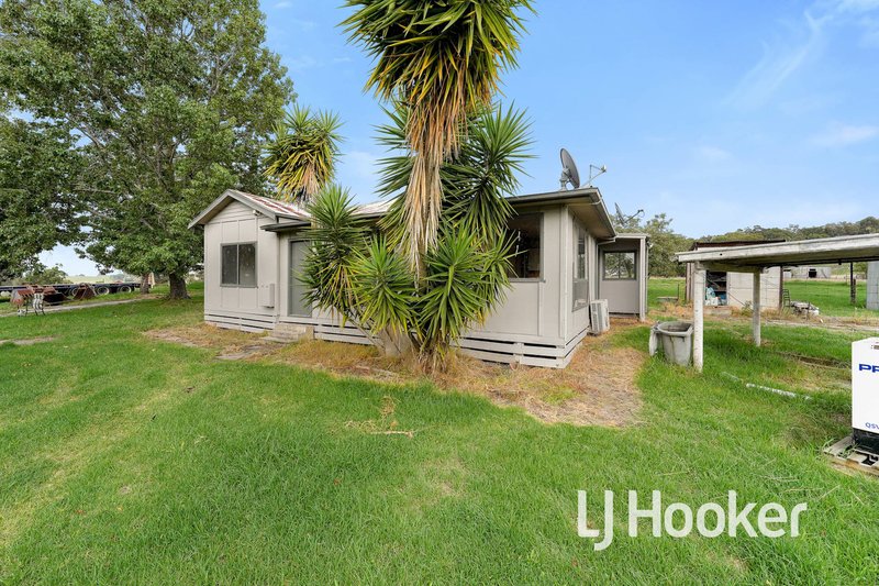 Photo - 65 Norris Road, Pakenham VIC 3810 - Image 4