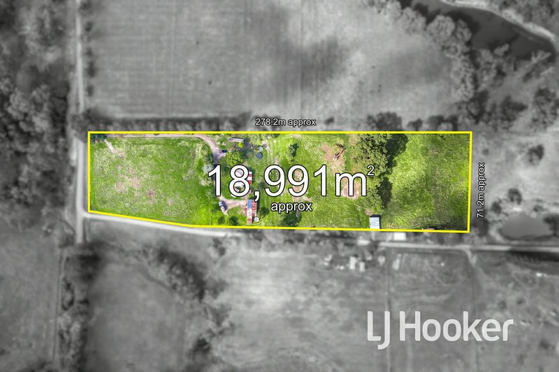 Photo - 65 Norris Road, Pakenham VIC 3810 - Image 19