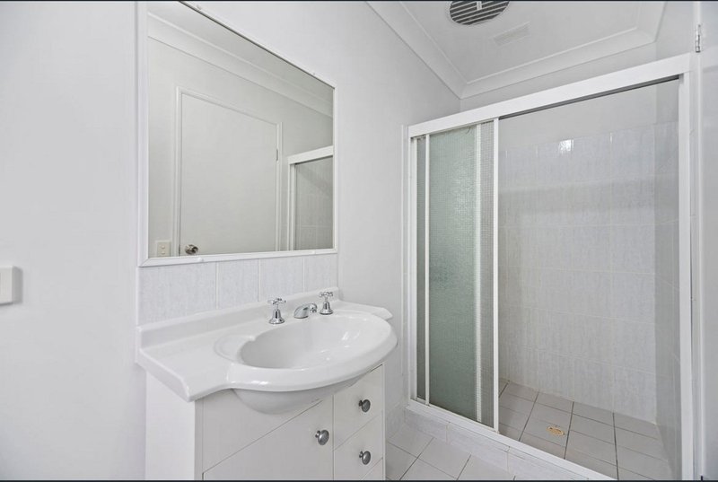 Photo - 65 Numbat Court East , Coombabah QLD 4216 - Image 10