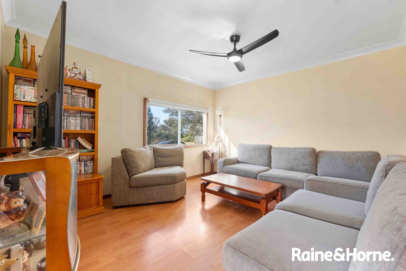 Photo - 65 Oaks Road, Thirlmere NSW 2572 - Image 3