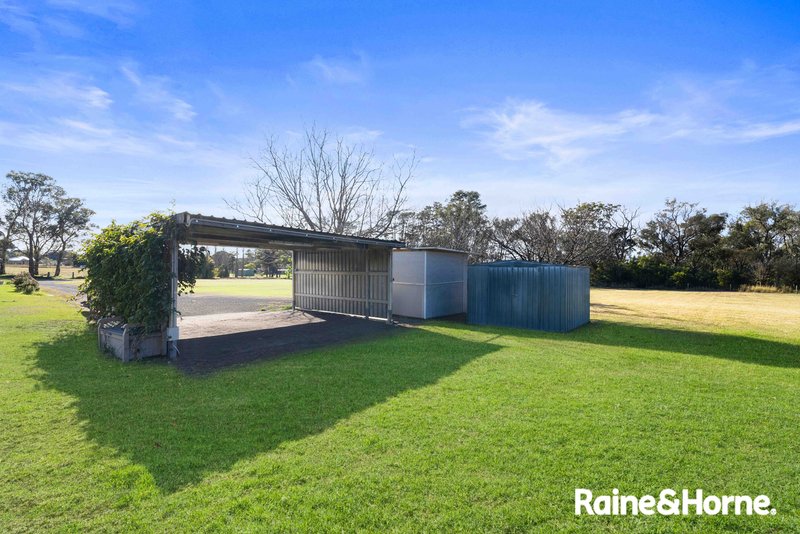 Photo - 65 Oaks Road, Thirlmere NSW 2572 - Image 10