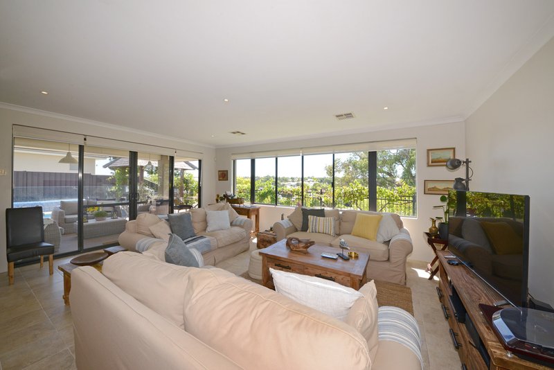 Photo - 65 Observatory Drive, Clarkson WA 6030 - Image 13