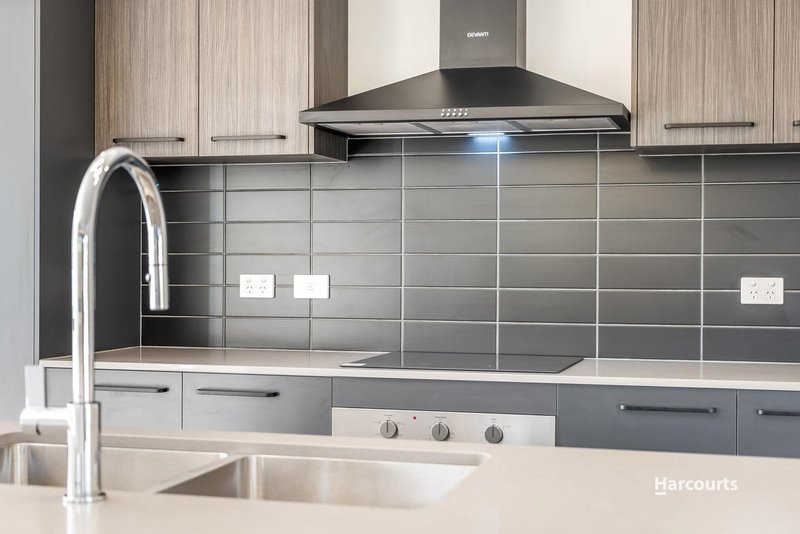 Photo - 65 O'Connor Drive, Kingston TAS 7050 - Image 3
