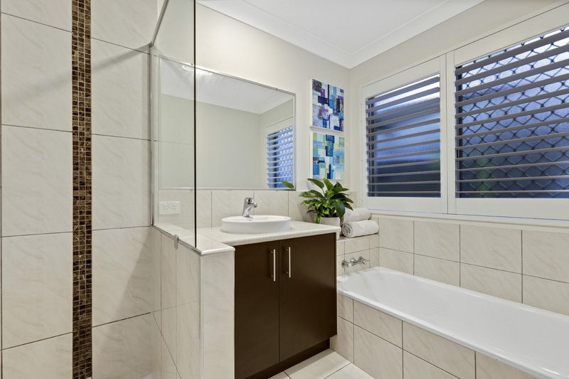 Photo - 65 Oloway Crescent, Alexandra Headland QLD 4572 - Image 16