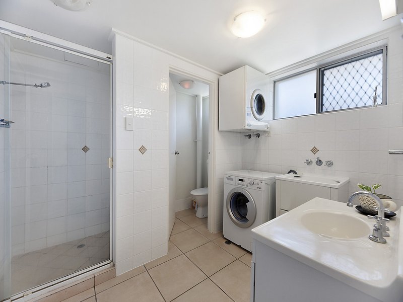 Photo - 6/5 Orvieto Terrace, Kings Beach QLD 4551 - Image 7