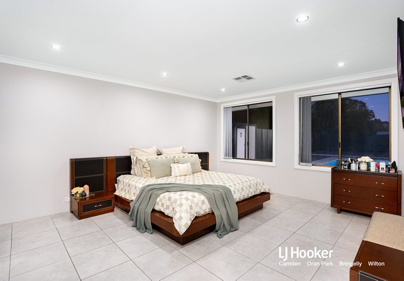 Photo - 65 Overett Avenue, Kemps Creek NSW 2178 - Image 10