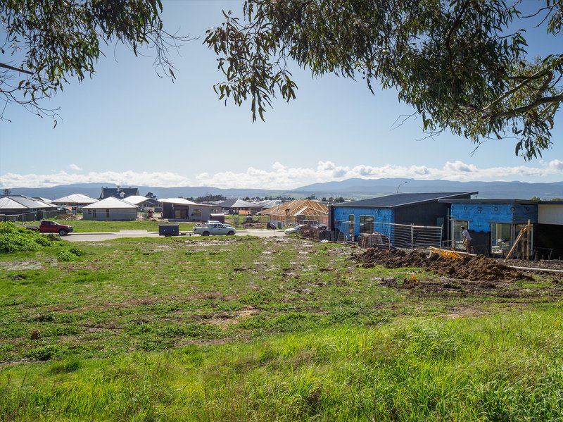 Photo - 65 Parkfield Drive, Youngtown TAS 7249 - Image 4