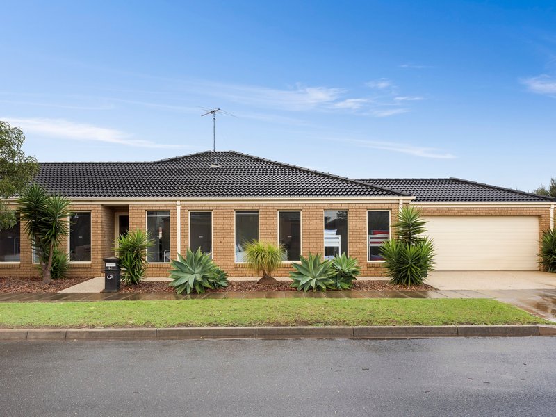 Photo - 65 Pearl Bay Passage, St Leonards VIC 3223 - Image 2