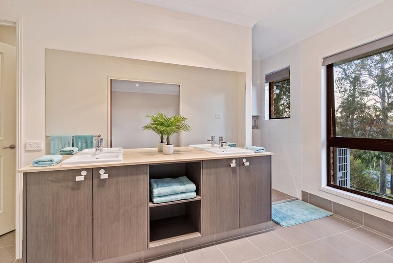 Photo - 65 Pinnacle Drive, Wongawallan QLD 4210 - Image 9
