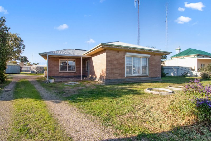 Photo - 65 Port Road, Kadina SA 5554 - Image 2