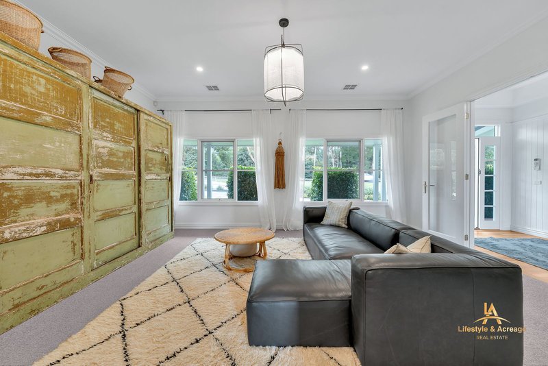 Photo - 65 Princes Avenue, Drouin VIC 3818 - Image 5