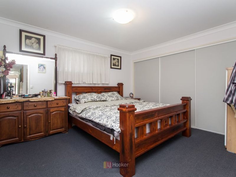 Photo - 65 Rachel Drive, Crestmead QLD 4132 - Image 4