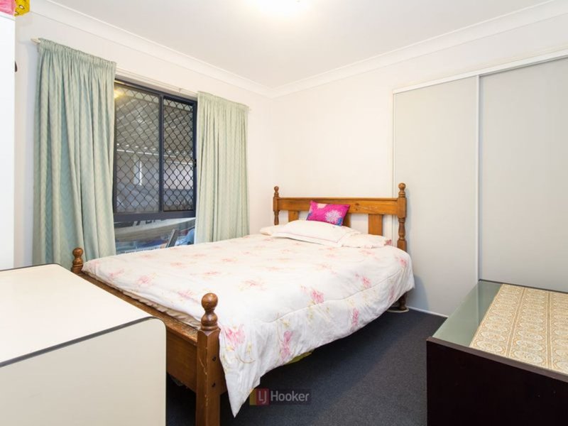 Photo - 65 Rachel Drive, Crestmead QLD 4132 - Image 9