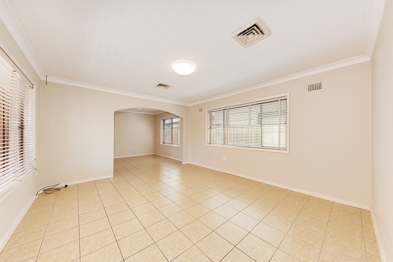 Photo - 65 Regatta Road, Canada Bay NSW 2046 - Image 2