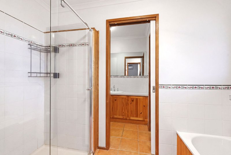 Photo - 65 Robertsons Road, Darley VIC 3340 - Image 12