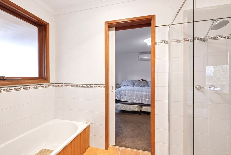 Photo - 65 Robertsons Road, Darley VIC 3340 - Image 13