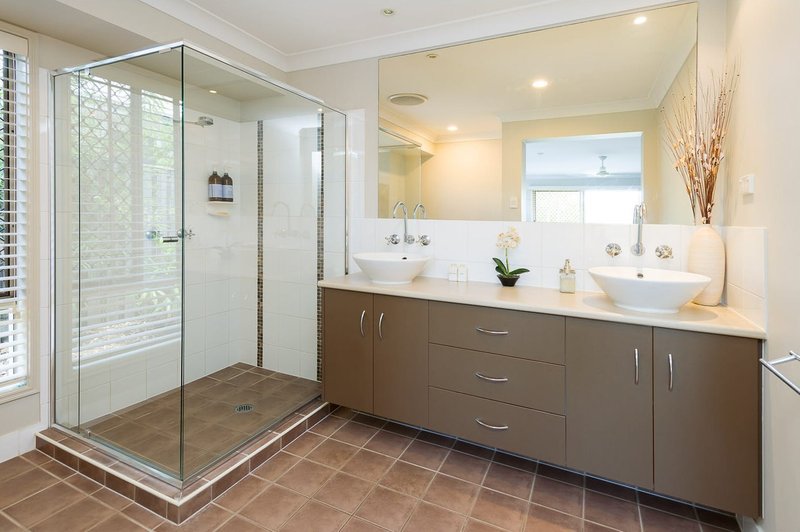 Photo - 65 Salvado Drive, Pacific Pines QLD 4211 - Image 10