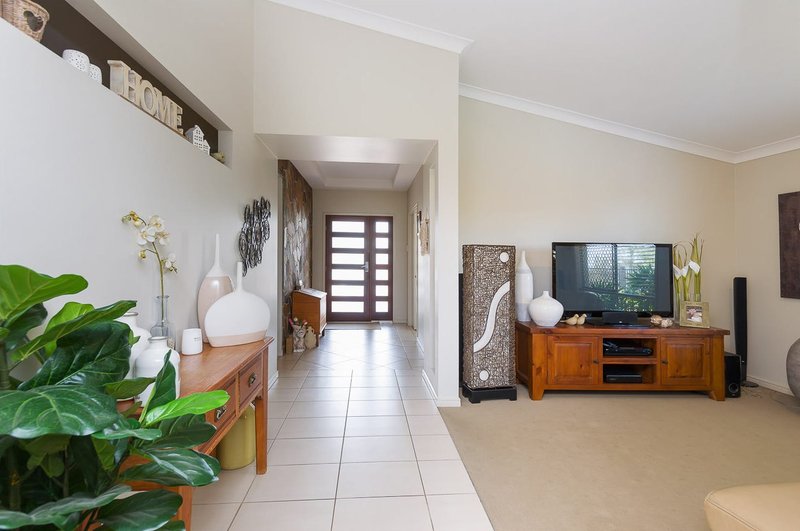Photo - 65 Salvado Drive, Pacific Pines QLD 4211 - Image 22