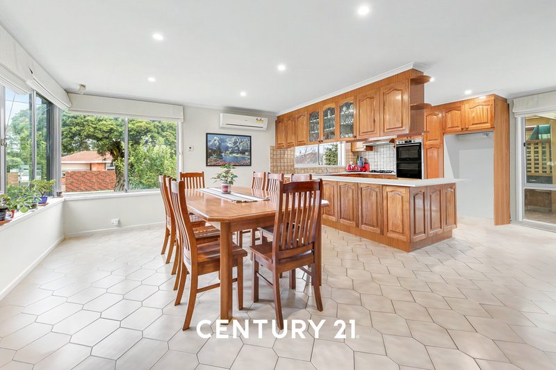 Photo - 65 Sherbrooke Avenue, Oakleigh South VIC 3167 - Image 4