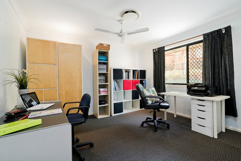 Photo - 65 Skye Place, Upper Kedron QLD 4055 - Image 10