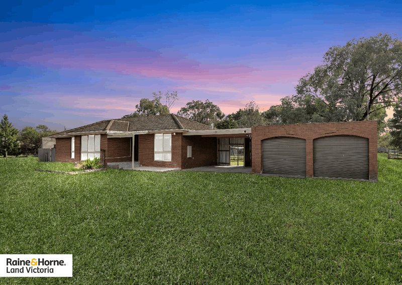 Photo - 65 St Andrews Drive, Lara VIC 3212 - Image 4