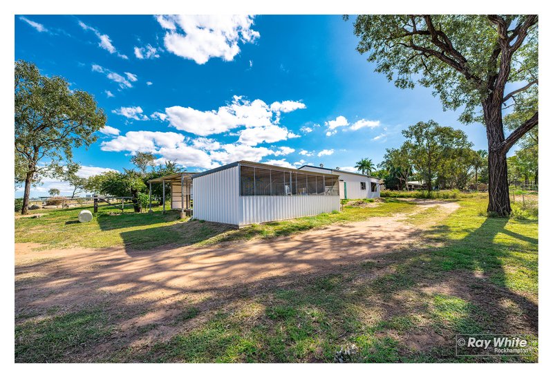 Photo - 65 Stewart Street, Gracemere QLD 4702 - Image 25