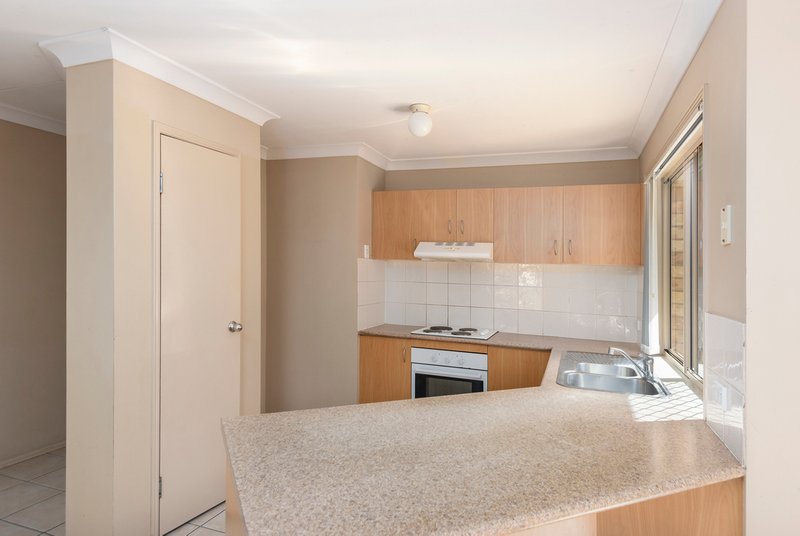 Photo - 65 Storr Circuit, Goodna QLD 4300 - Image 2