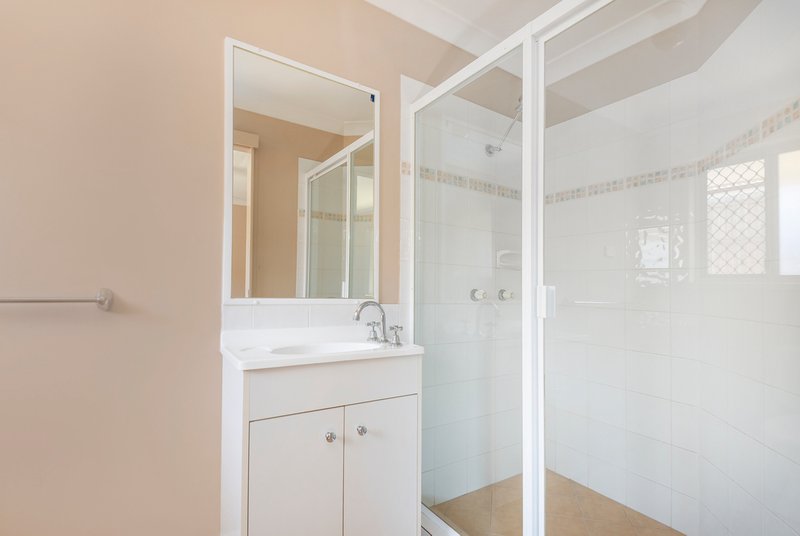 Photo - 65 Storr Circuit, Goodna QLD 4300 - Image 5