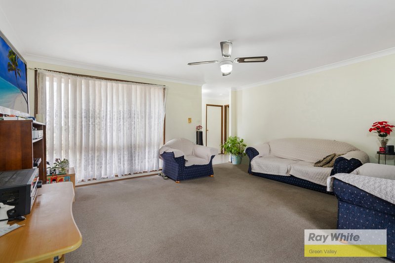 Photo - 65 Swan Circuit, Green Valley NSW 2168 - Image 4