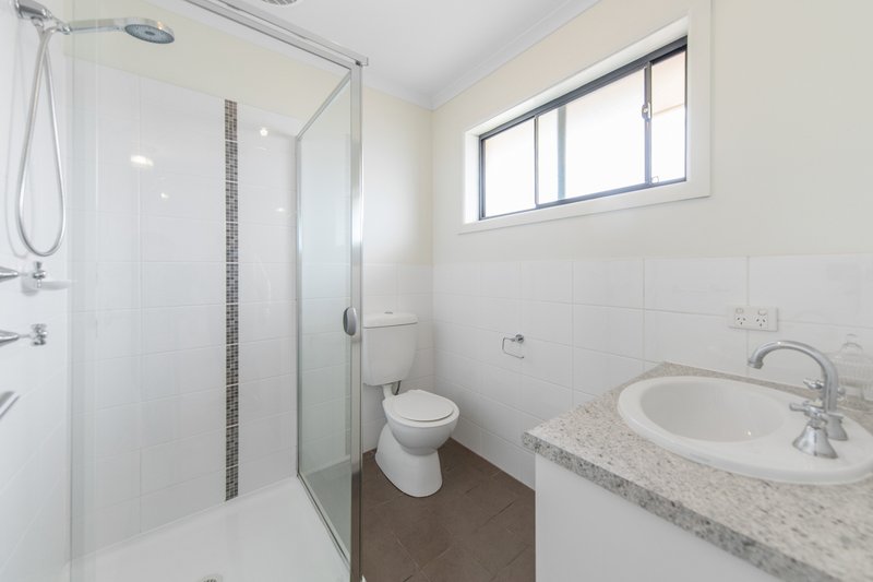 Photo - 65 Swinden Crescent, Blakeview SA 5114 - Image 14