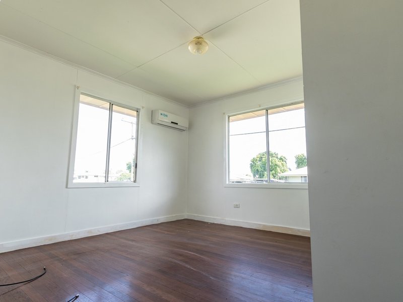 Photo - 65 Templeton Street, Mount Isa QLD 4825 - Image 6