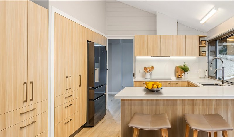 Photo - 65 The Comenarra Parkway, Thornleigh NSW 2120 - Image 2