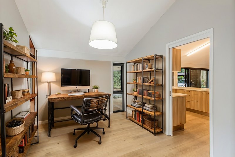 Photo - 65 The Comenarra Parkway, Thornleigh NSW 2120 - Image 4