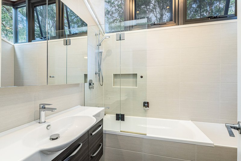 Photo - 65 The Comenarra Parkway, Thornleigh NSW 2120 - Image 6