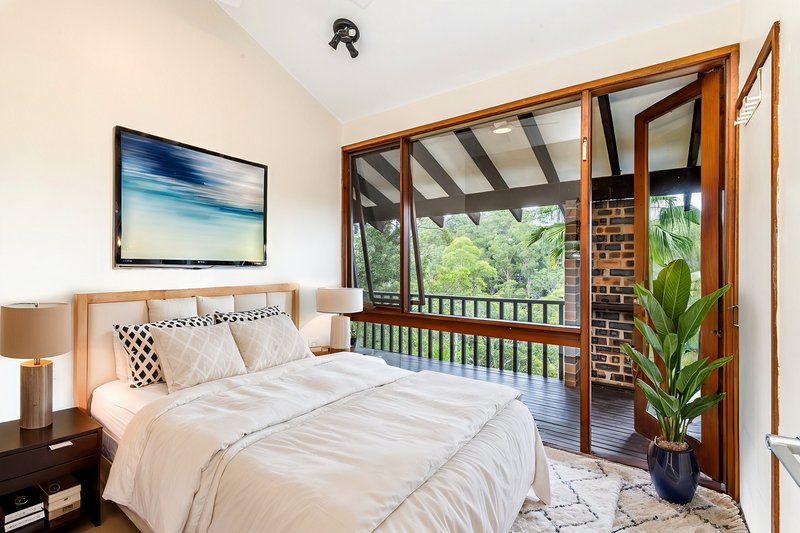 Photo - 65 The Comenarra Parkway, Thornleigh NSW 2120 - Image 7