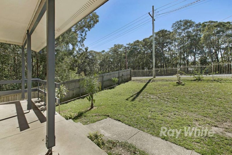 Photo - 65 The Ridgeway , Bolton Point NSW 2283 - Image 2