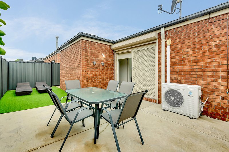 Photo - 65 Thoresby Circuit, Craigieburn VIC 3064 - Image 20