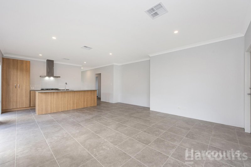 Photo - 65 Toovey Road, South Yunderup WA 6208 - Image 3