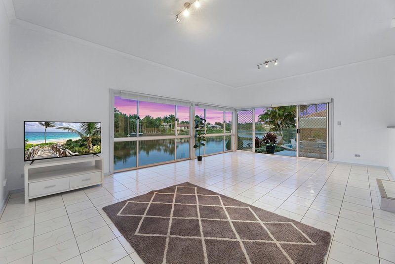 Photo - 65 Tullamarine Drive, Robina QLD 4226 - Image 14