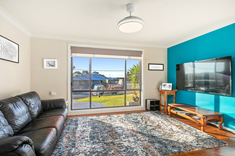 Photo - 65 Ulster Avenue, Warilla NSW 2528 - Image 2