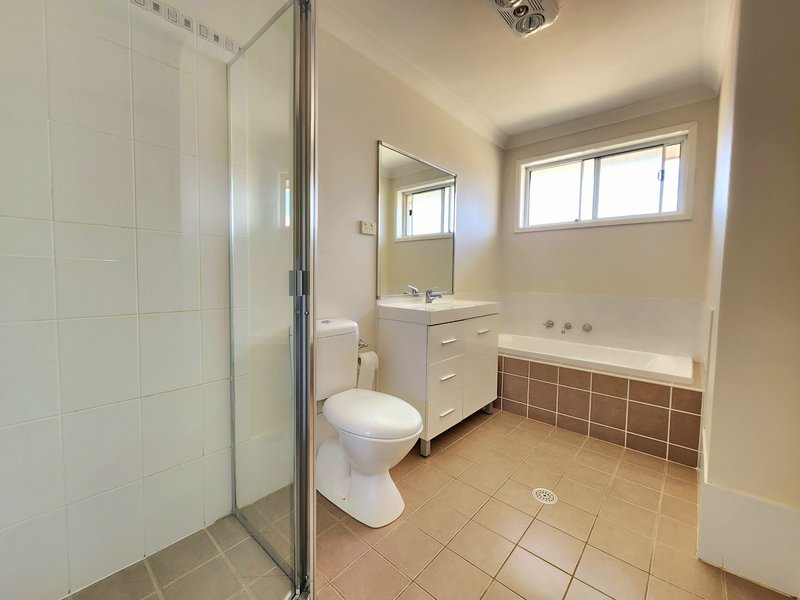 Photo - 6/5 Vlatko Drive, West Hoxton NSW 2171 - Image 6