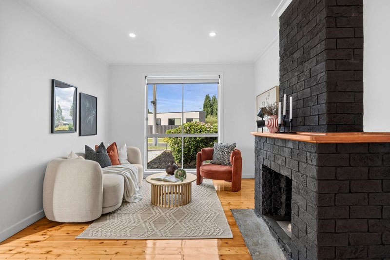 Photo - 65 Waitara Grove, Norlane VIC 3214 - Image 3