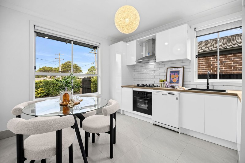 Photo - 65 Waitara Grove, Norlane VIC 3214 - Image 4