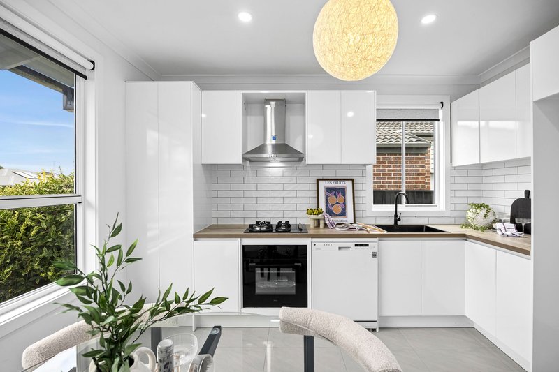 Photo - 65 Waitara Grove, Norlane VIC 3214 - Image 5