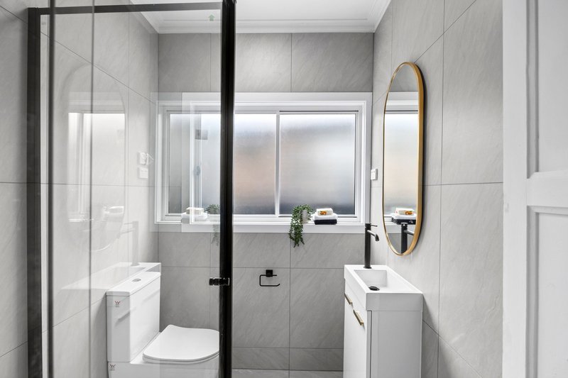 Photo - 65 Waitara Grove, Norlane VIC 3214 - Image 9